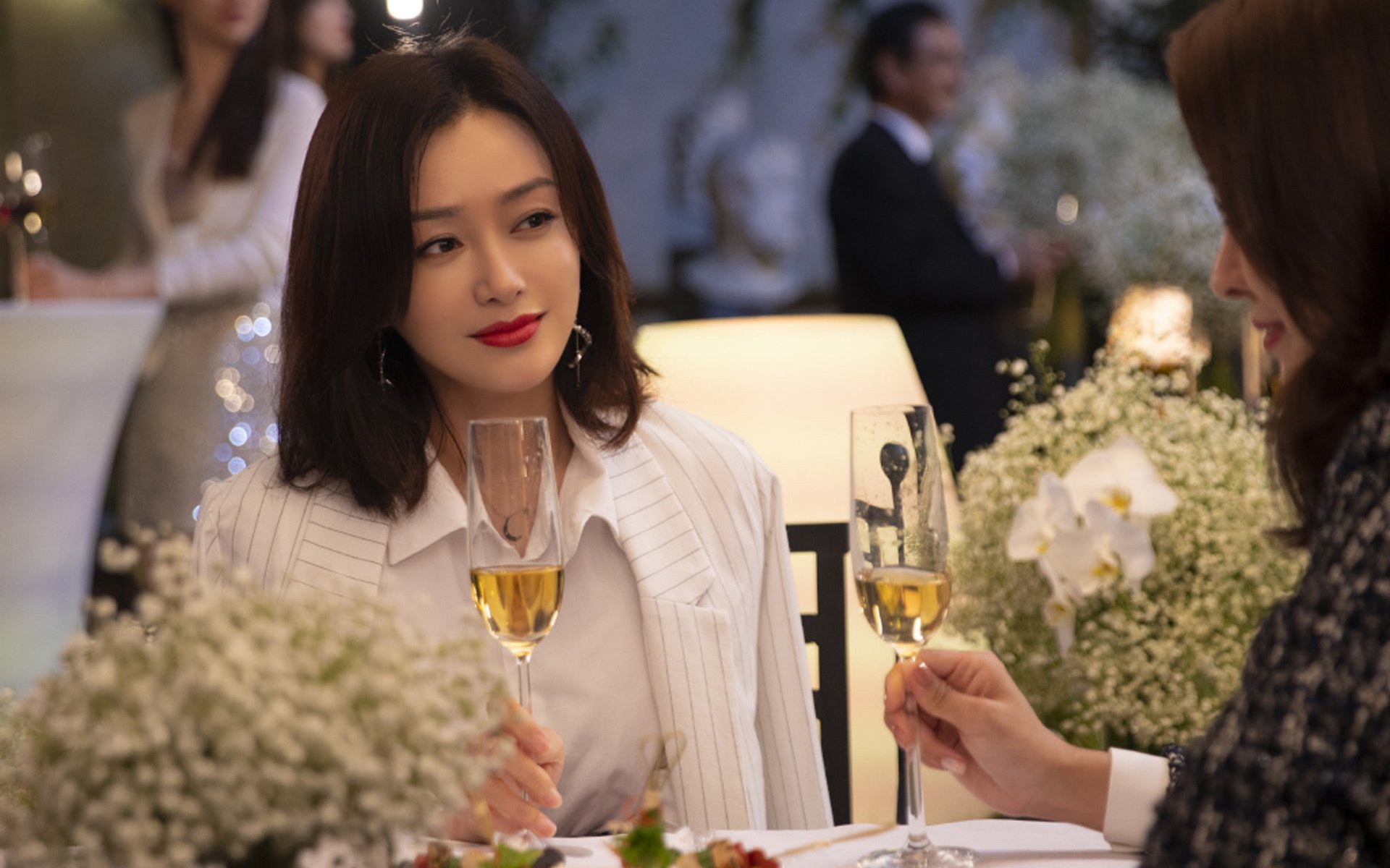 九游娱乐官网-乔·波尔曼的个人突破和出色视野，为袋鼠队创造多次得分机会，乔丁·波尔特